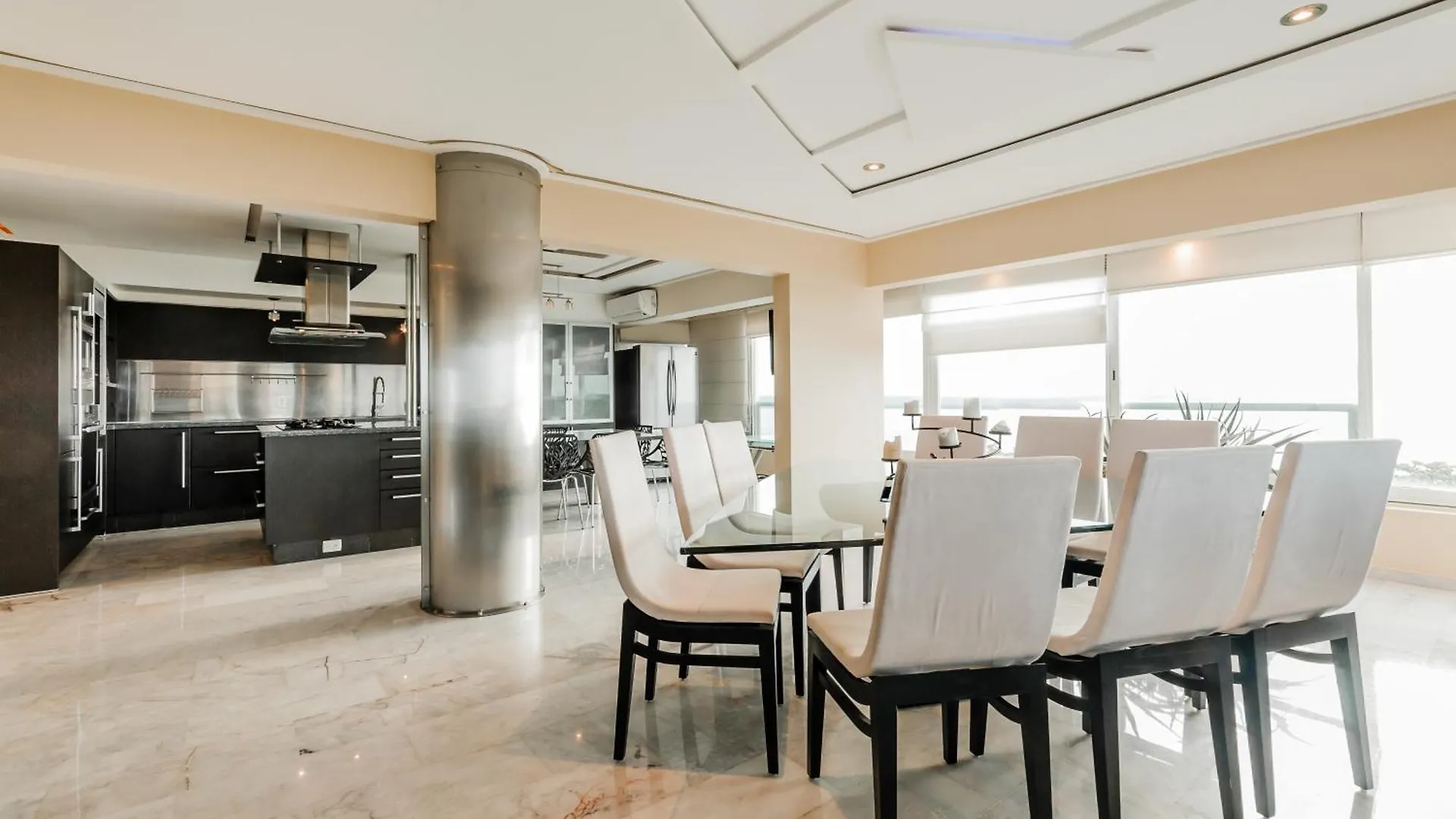 Brisas Beachfront Penthouses Cancun Aparthotel